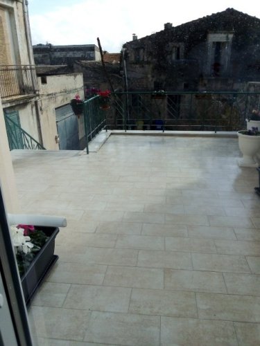 Clicca sull'immagine per ingrandirla